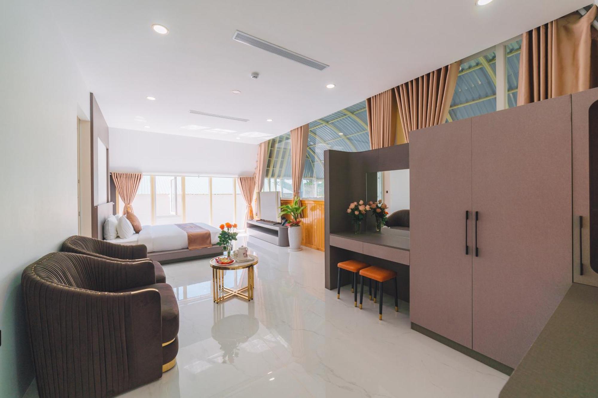 Quy Tai Premium Hotel Da Lat Exterior foto