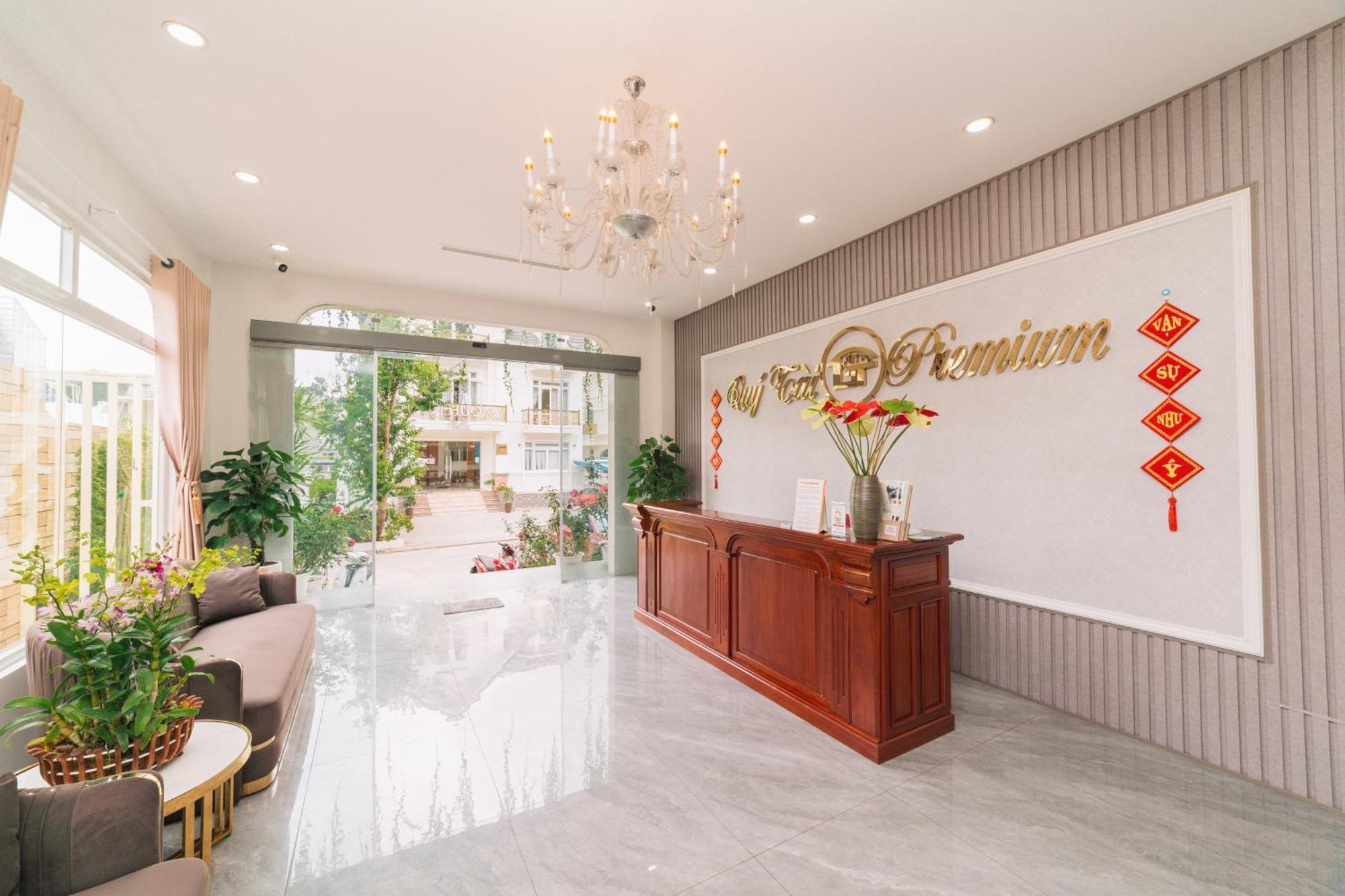 Quy Tai Premium Hotel Da Lat Exterior foto